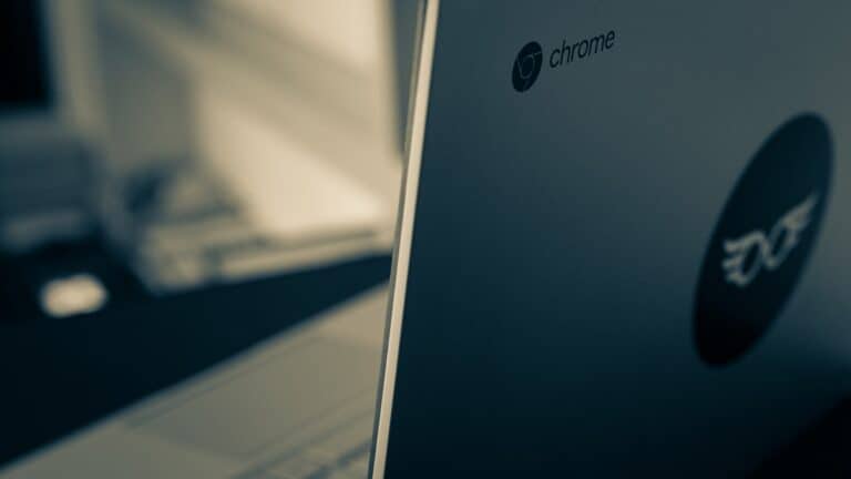 chromebook vs laptop vs chromebook what is the difference between Chromebook and laptop